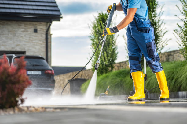 Best Deck Cleaning Services  in Columbiana, AL